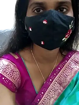 Snapshot of Triveni-Lovely chatting on February 28, 2025, 8:31 am Triveni-Lovely online show from February 28, 2025, 8:31 am