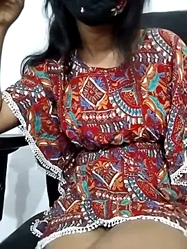 Snapshot of Triveni-Lovely chatting on November 25, 2025, 7:41 am Triveni-Lovely online show from November 25, 2025, 7:41 am