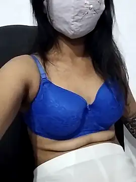 Snapshot of Triveni-Lovely chatting on December 14, 2025, 4:12 pm Triveni-Lovely online show from December 14, 2025, 4:12 pm