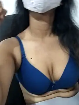 Snapshot of Triveni-Lovely chatting on December 17, 2025, 6:41 am Triveni-Lovely online show from December 17, 2025, 6:41 am