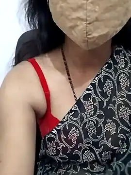 Snapshot of Triveni-Lovely chatting on February 17, 2026, 8:11 am Triveni-Lovely online show from February 17, 2026, 8:11 am