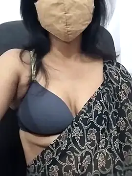 Snapshot of Triveni-Lovely chatting on February 23, 2026, 7:28 am Triveni-Lovely online show from February 23, 2026, 7:28 am