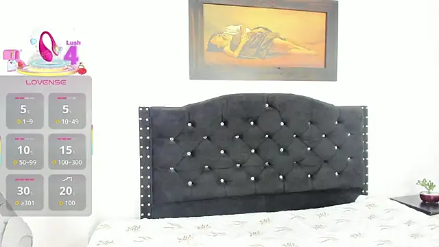 Alexandra Torress online show from November 13, 2025, 3:55 pm