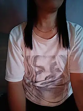 Snapshot of Asian_girl13 chatting on June 12, 2026, 11:03 pm Asian girl13 online show from June 12, 2026, 11:03 pm