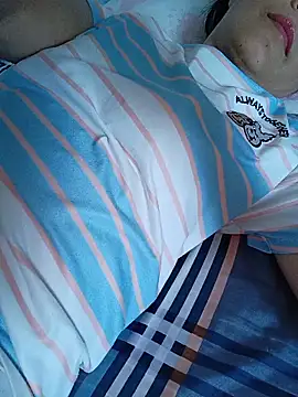 Snapshot of Asian_girl13 chatting on June 28, 2026, 3:12 am Asian girl13 online show from June 28, 2026, 3:12 am