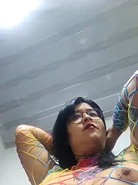 ZTahya online show from April 8, 2026, 3:28 am