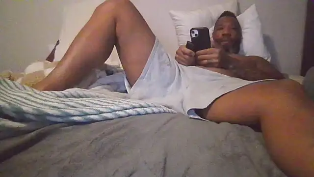 Snapshot of 3prettyboy3 chatting on February 19, 2026, 10:00 am 3prettyboy3 online show from February 19, 2026, 10:00 am