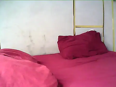 Adaline-Paris online show from May 21, 2026, 5:53 pm
