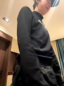 1a1a1alll online show from December 18, 2025, 3:07 pm