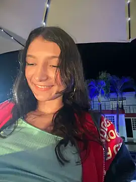 loly-yandere online show from December 23, 2024, 11:49 pm