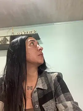 Snapshot of luna_asss chatting on February 5, 2025, 3:20 pm luna asss online show from February 5, 2025, 3:20 pm
