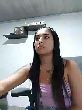 Snapshot of luna_asss chatting on February 8, 2025, 8:42 pm luna asss online show from February 8, 2025, 8:42 pm