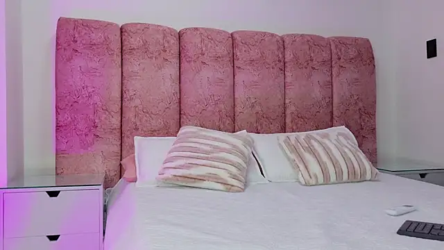 kendal rossi online show from January 11, 2026, 11:59 am