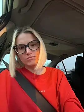 Sexy Sweets online show from November 10, 2025, 1:32 pm