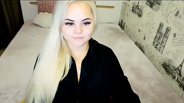 Snapshot of lovely-eyes chatting on October 14, 2025, 5:47 pm lovely-eyes online show from October 14, 2025, 5:47 pm