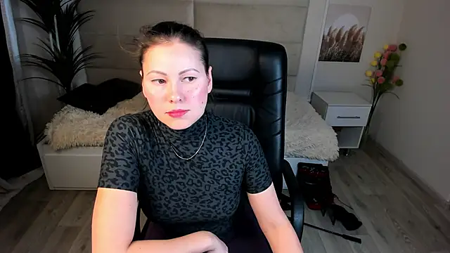 Snapshot of Dana__dom chatting on February 12, 2025, 2:35 am Dana dom online show from February 12, 2025, 2:35 am