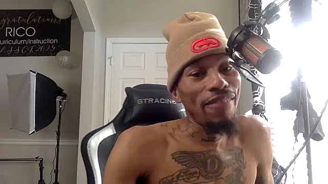 Snapshot of KingDerRico chatting on February 9, 2026, 1:59 pm KingDerRico online show from February 9, 2026, 1:59 pm