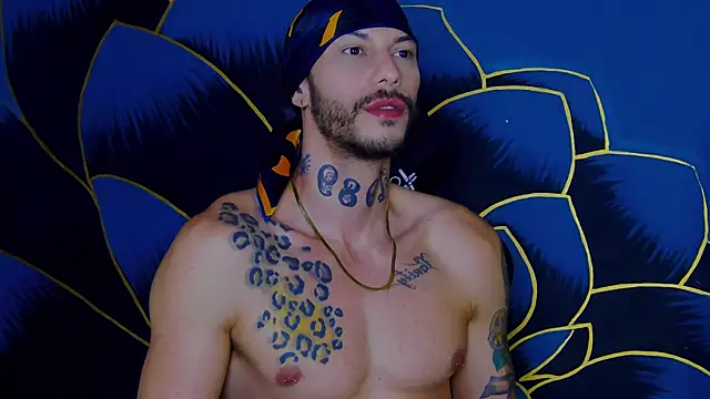 Snapshot of RickG_Oficial chatting on December 4, 2024, 7:45 pm RickG Oficial online show from December 4, 2024, 7:45 pm