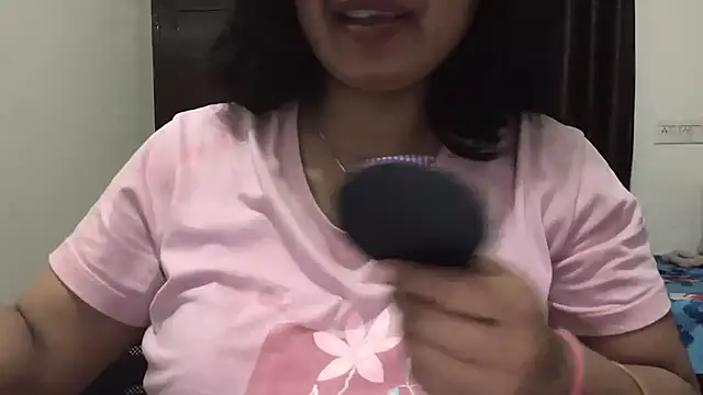 Snapshot of Gulaboo_bhabi chatting on March 17, 2025, 4:01 pm Gulaboo bhabi online show from March 17, 2025, 4:01 pm