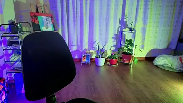 Zoe--khalL online show from April 16, 2026, 3:40 am