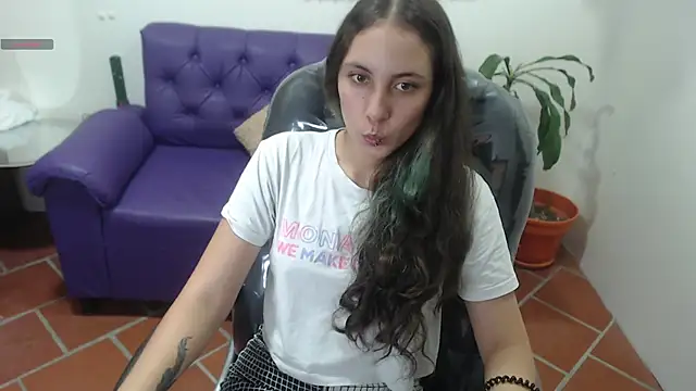 Snapshot of xlunna chatting on December 2, 2024, 7:38 pm xlunna online show from December 2, 2024, 7:38 pm