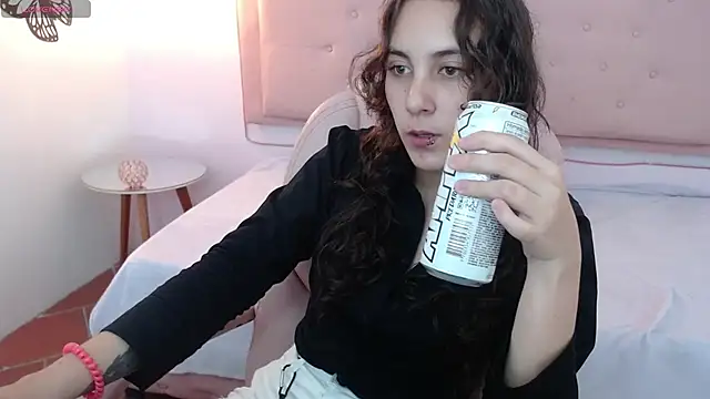 Snapshot of xlunna chatting on January 22, 2025, 7:24 pm xlunna online show from January 22, 2025, 7:24 pm