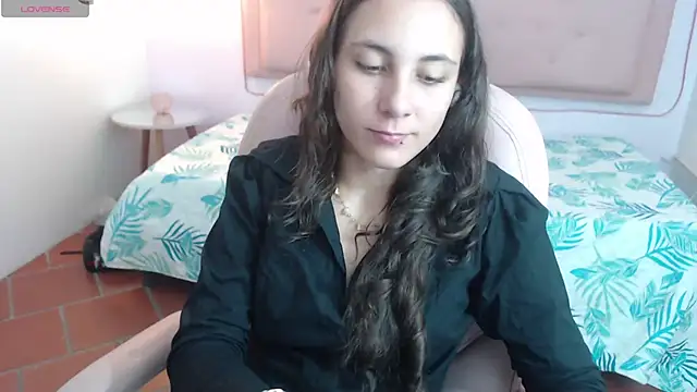 Snapshot of xlunna chatting on February 12, 2025, 7:56 pm xlunna online show from February 12, 2025, 7:56 pm