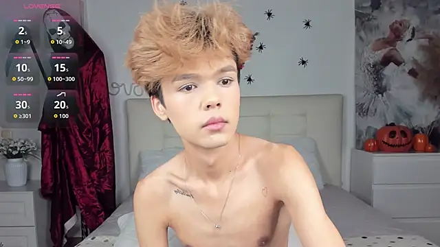 Felix Rey online show from October 25, 2025, 6:24 pm