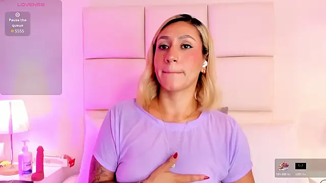 Emily robertss online show from January 6, 2026, 7:39 pm