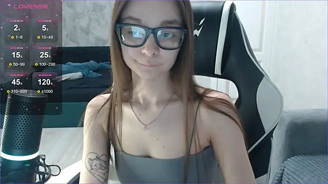 Amarieni online show from March 14, 2025, 6:18 pm