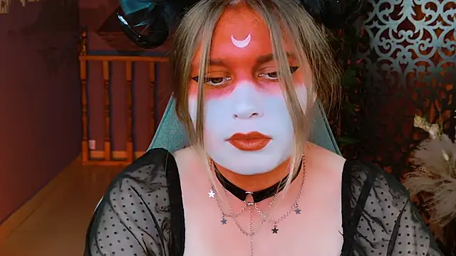 FioraMarmoris online show from January 2, 2025, 8:17 am