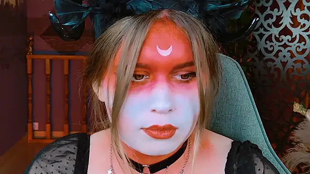 FioraMarmoris online show from January 2, 2025, 11:20 am