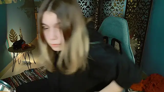 FioraMarmoris online show from January 5, 2025, 5:09 am