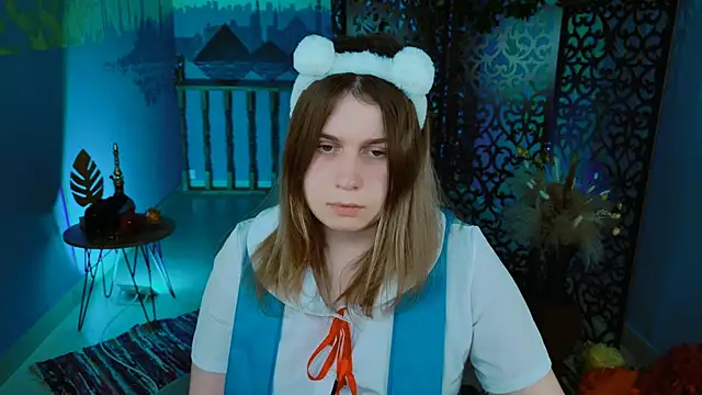 FioraMarmoris online show from January 5, 2025, 11:15 am