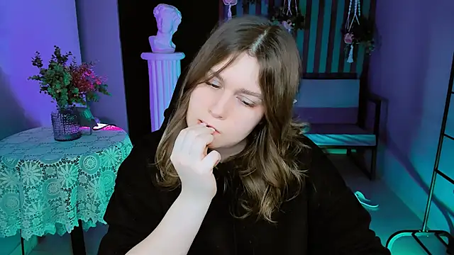 FioraMarmoris online show from January 25, 2025, 11:13 am