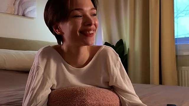 Snapshot of Eva_Natsumi chatting on March 3, 2025, 3:31 pm Eva Natsumi online show from March 3, 2025, 3:31 pm