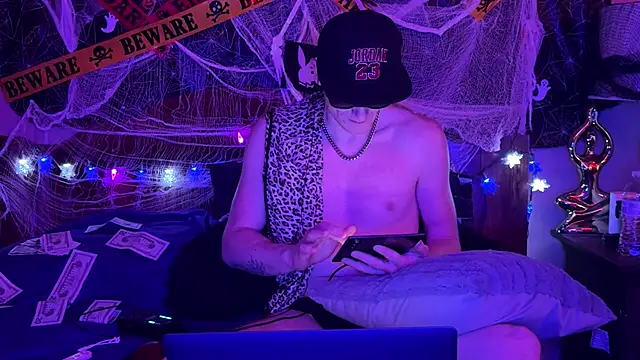 JuicyStrawbaby online show from October 30, 2025, 8:53 pm