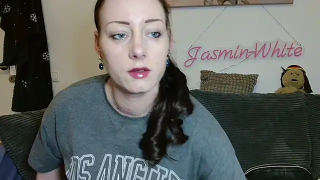 Jasmin-White online show from March 22, 2026, 3:04 pm