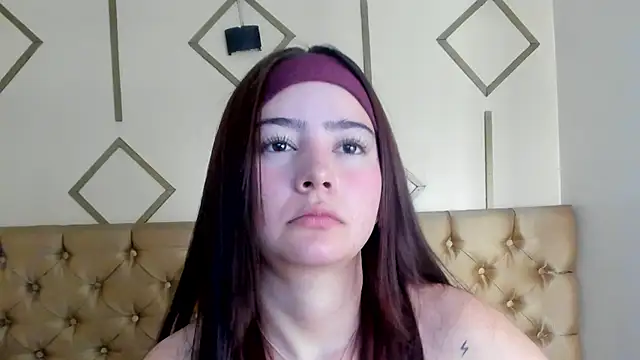 Alejita699 online show from September 8, 2025, 9:25 pm