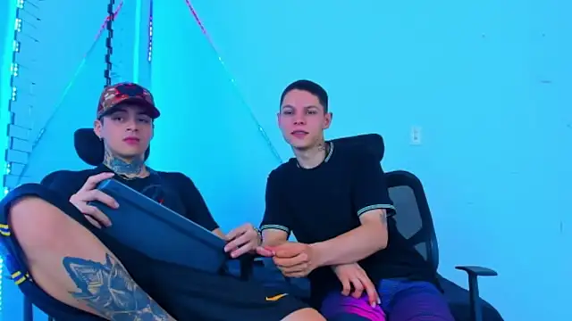 HOT boy2025 online show from September 27, 2025, 11:37 am