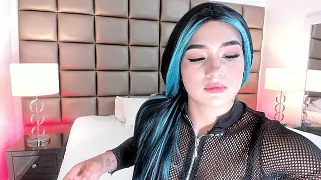 AnnyHizzle online show from March 16, 2025, 9:05 pm