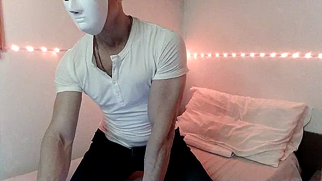 Snapshot of Alexx_Fit023 chatting on December 31, 2024, 9:06 pm Alexx Fit023 online show from December 31, 2024, 9:06 pm