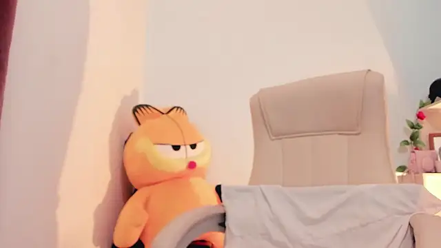 little-eli online show from February 4, 2025, 10:13 pm