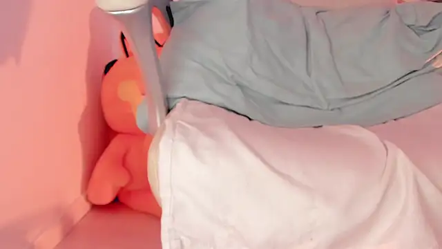 little-eli online show from February 9, 2025, 10:11 pm