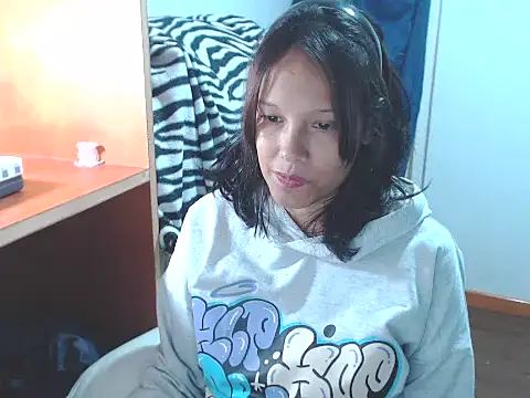 home vlak online show from April 19, 2026, 8:00 pm