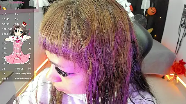 zoesullivan online show from October 18, 2025, 10:05 am