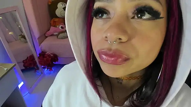 zoesullivan online show from February 25, 2026, 10:36 am