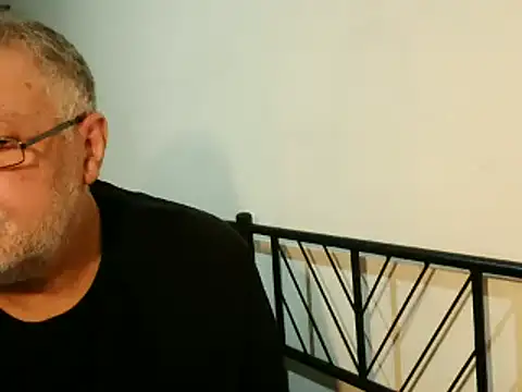 100Tauros online show from October 4, 2025, 9:24 pm