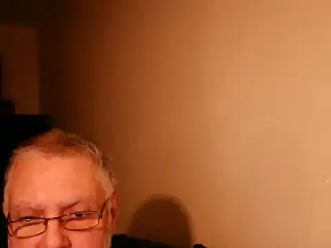 100Tauros online show from October 15, 2025, 9:04 pm