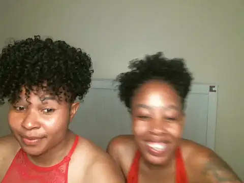 R-thequeen online show from September 10, 2025, 11:16 pm